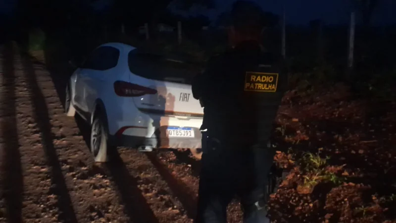 Polícia Militar recupera carro furtado poucas horas após crime em Ouro Preto do Oeste